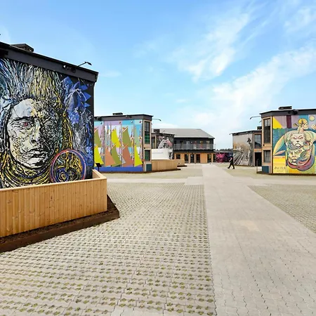 Holiday Home In Fun Art Something For Everyone In The Family ホテル